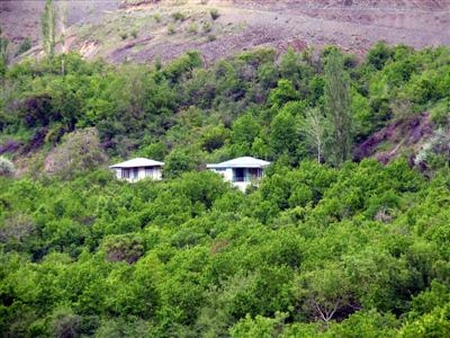 آشنایی با روستای عنبران در تور مشهد