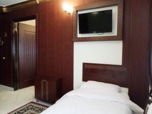 xn----4mcbuhcsd6mvade17j9n room2 hotel